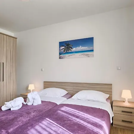 Ferienhaus Lola *